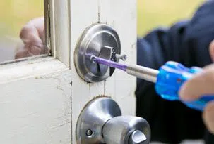 Houston Local Lock And Locksmith Houston, TX 281-670-2360 - 14a-Change-Locks